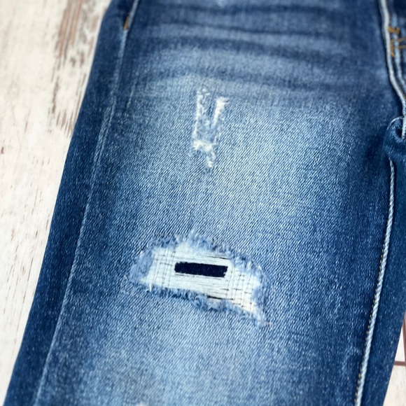 KanCan High Rise Distressed Ankle Skinny Jeans Frayed Hem Medium Wash NWT - Picture 10 of 16